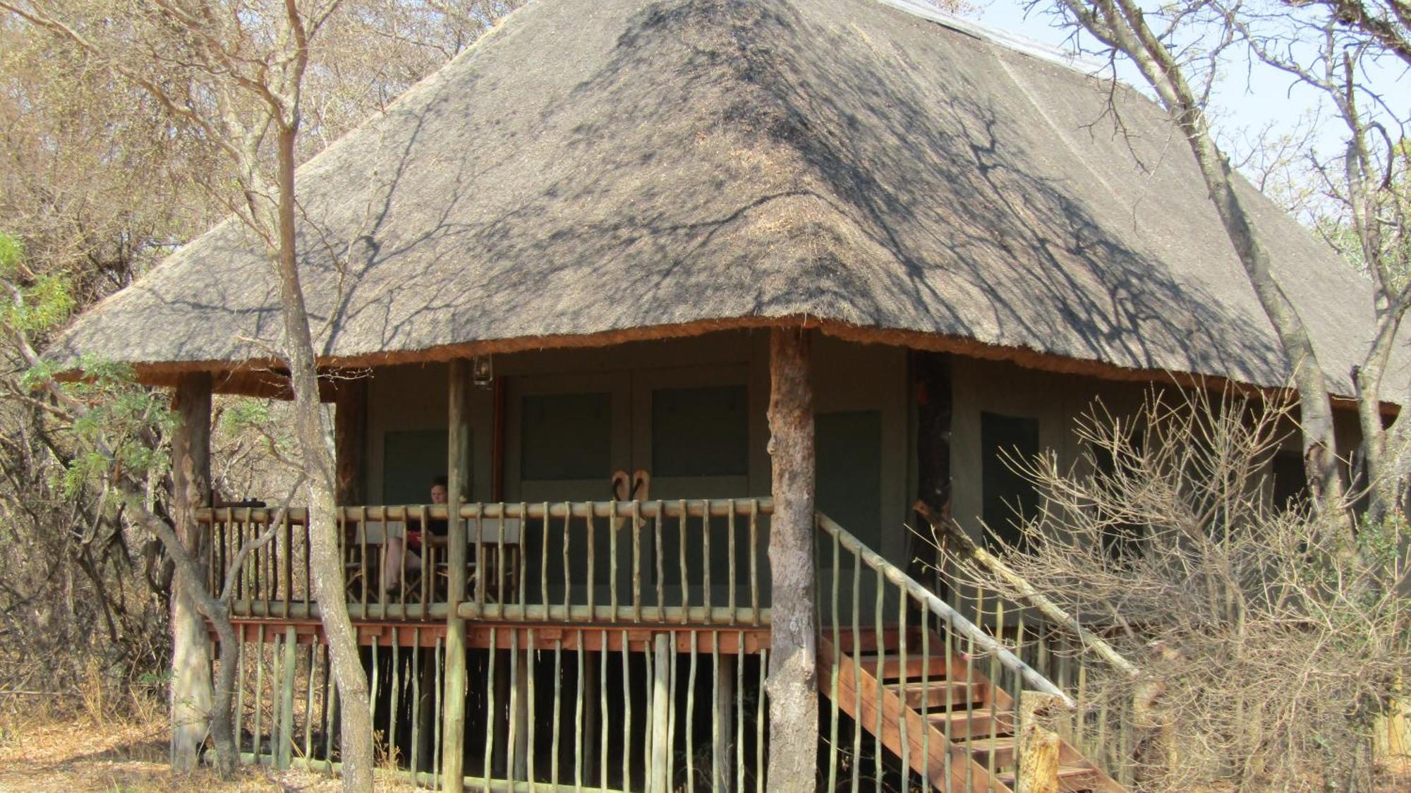Hotel Honeyguide Ranger Camp à Golders Green Extérieur photo
